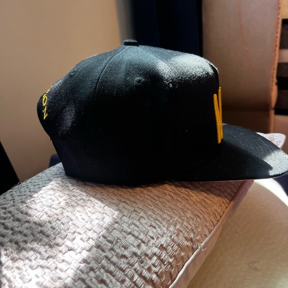 Hamilton Black Cap with Yellow Embroidery - Picture 4 of 7